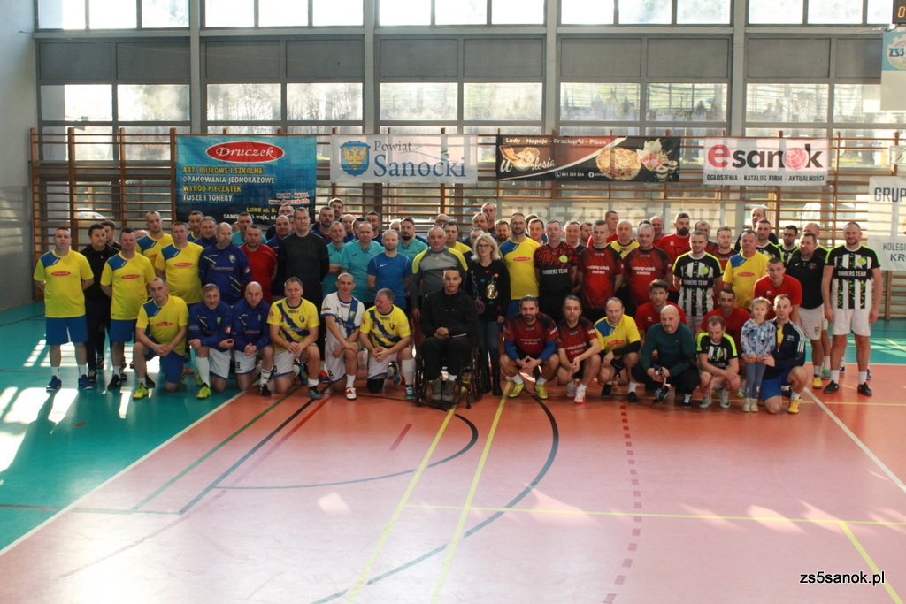 Zdjęcie grupowe uczestników turnieju